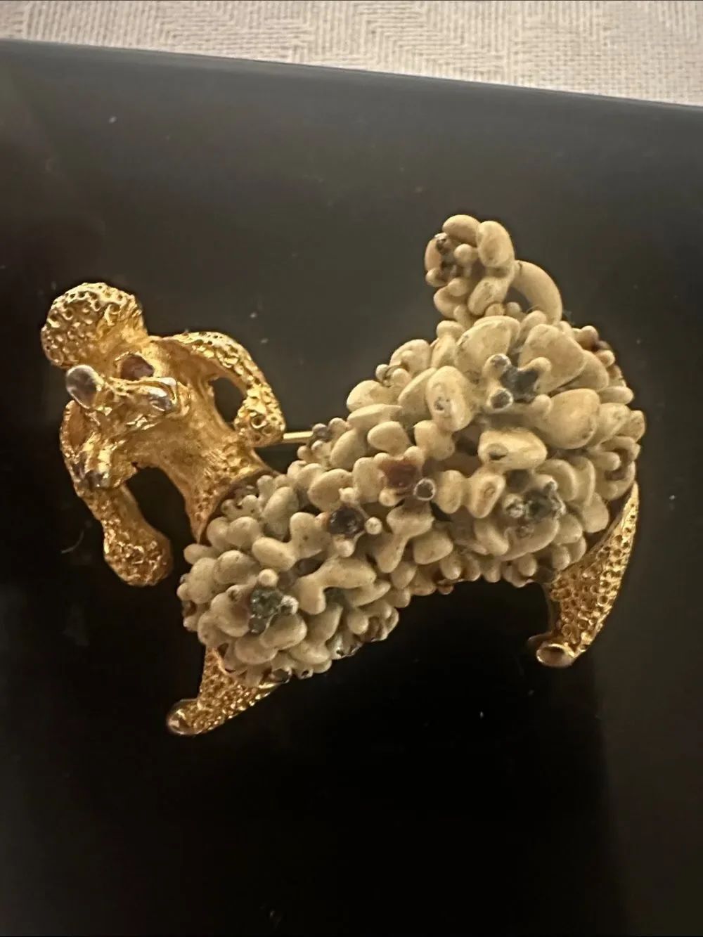 Vintage Goldtoneโ Poodle Brooch